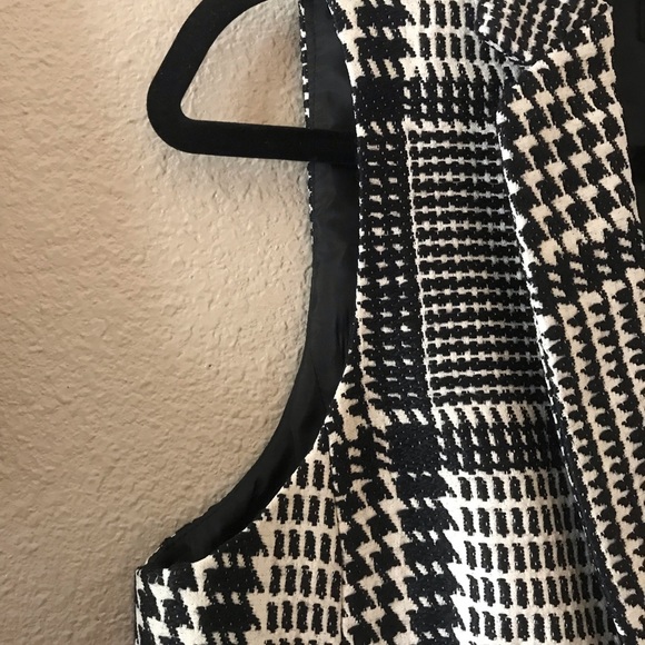 Talbots Black & White Houndstooth Plaid Vest - Picture 5 of 12